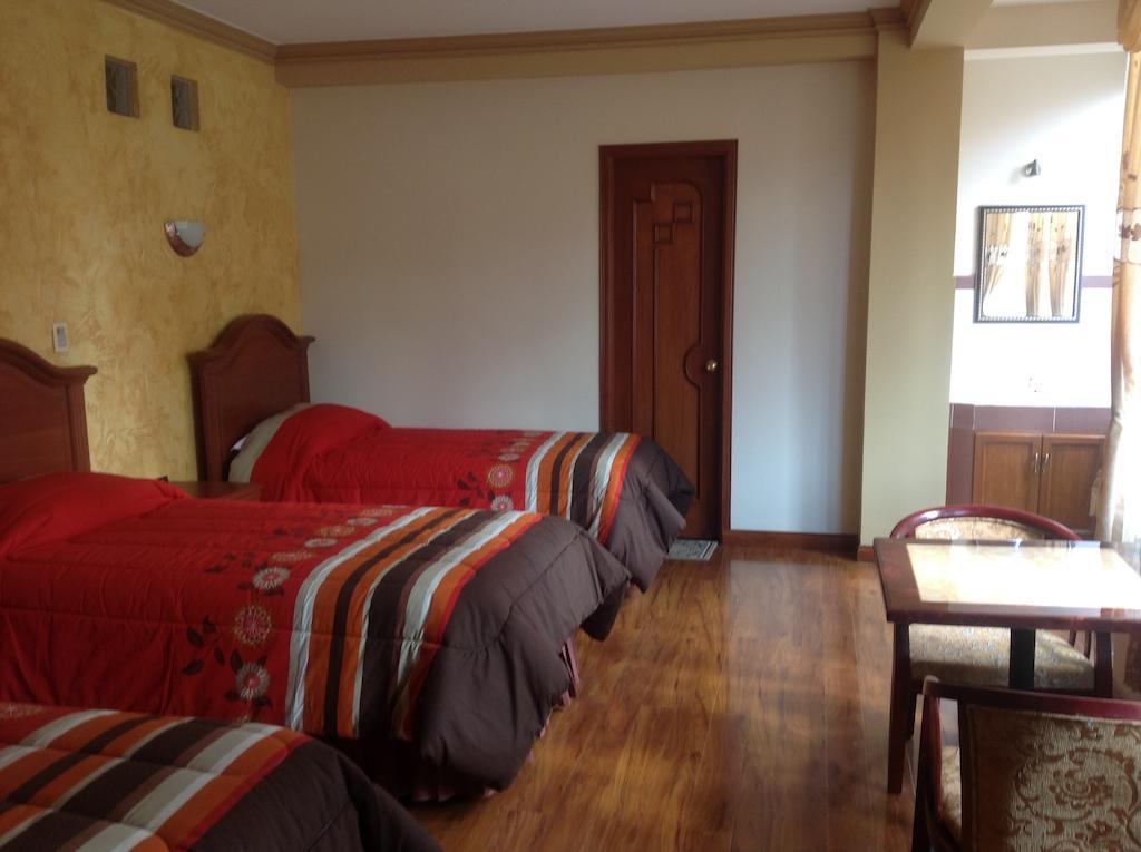 Golden Palace La Paz Quarto foto